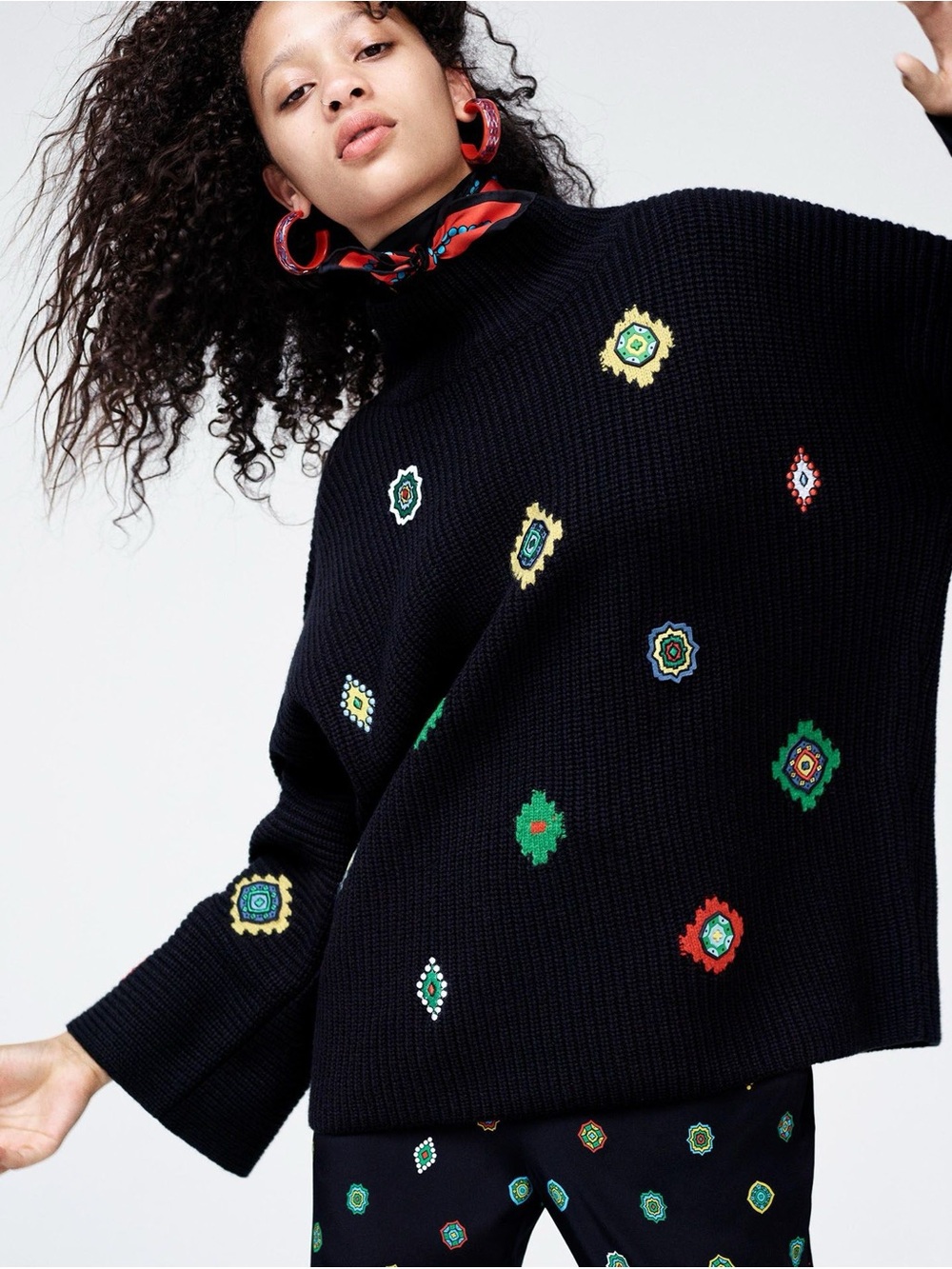 Black Embroidered Pattern Turtleneck Sweater - Women